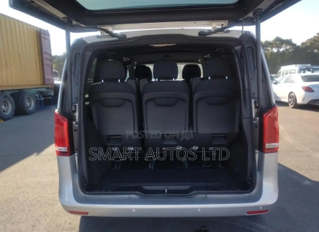 Mercedes-Benz V-Class 2019 Silver