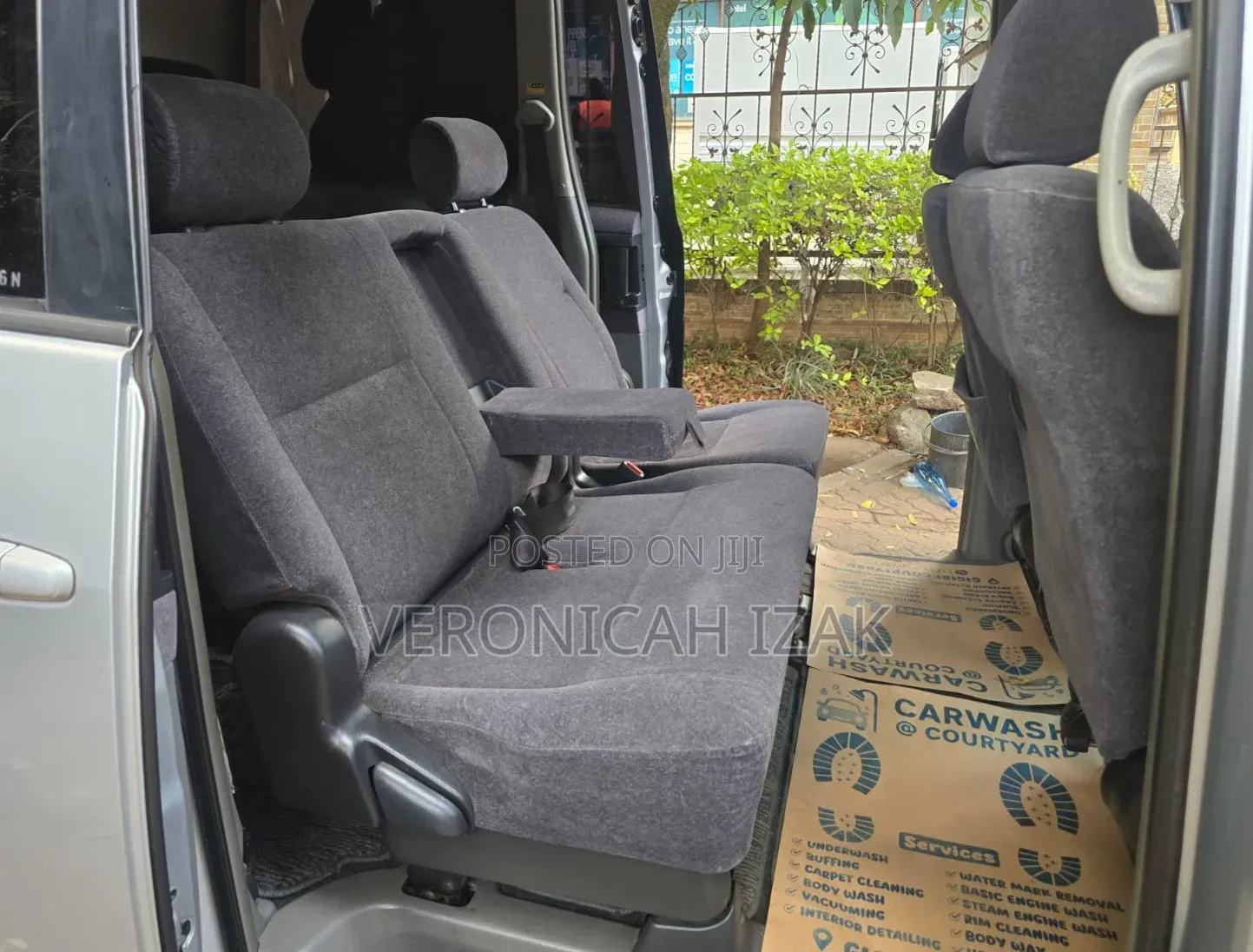 Toyota Noah 2007 Silver