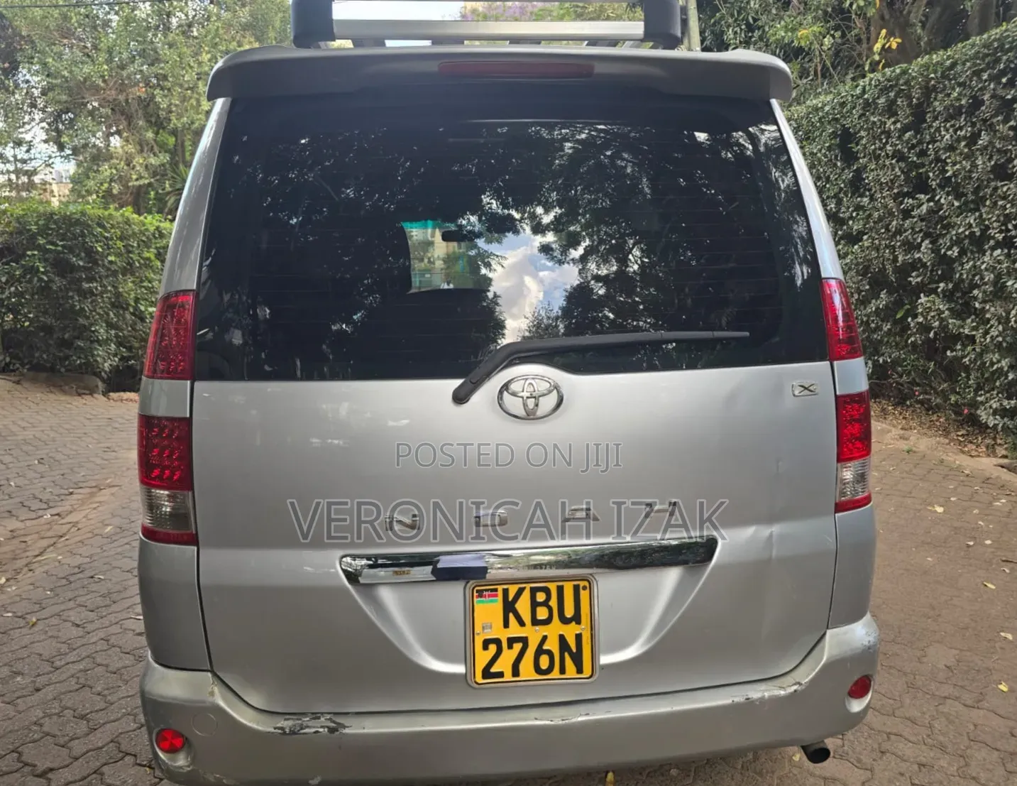 Toyota Noah 2007 Silver