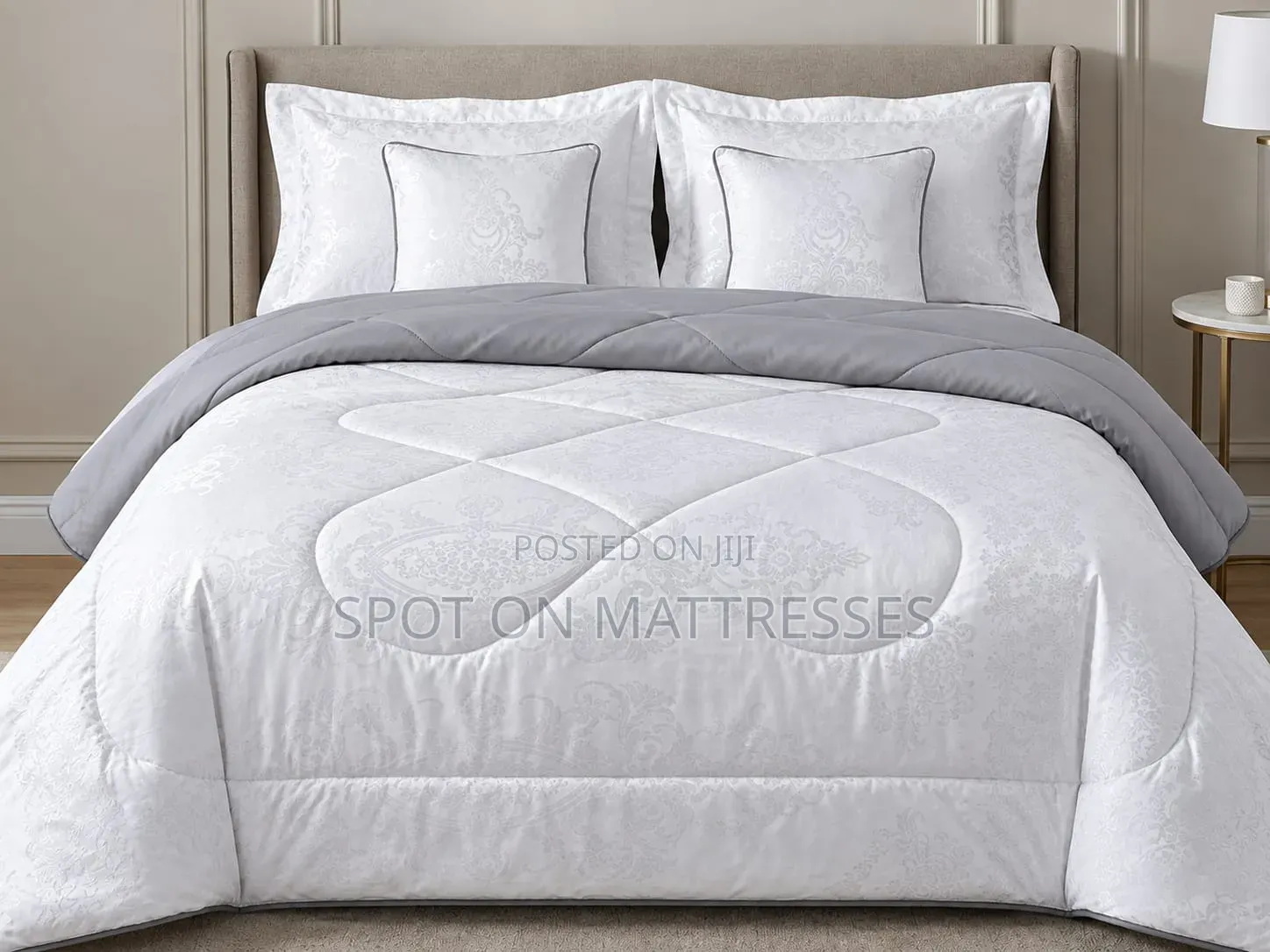 6X7 6pc Heavy Silk Duvets. 1 Bedsheet & 4 Pillow Cases. We Deliver! 
