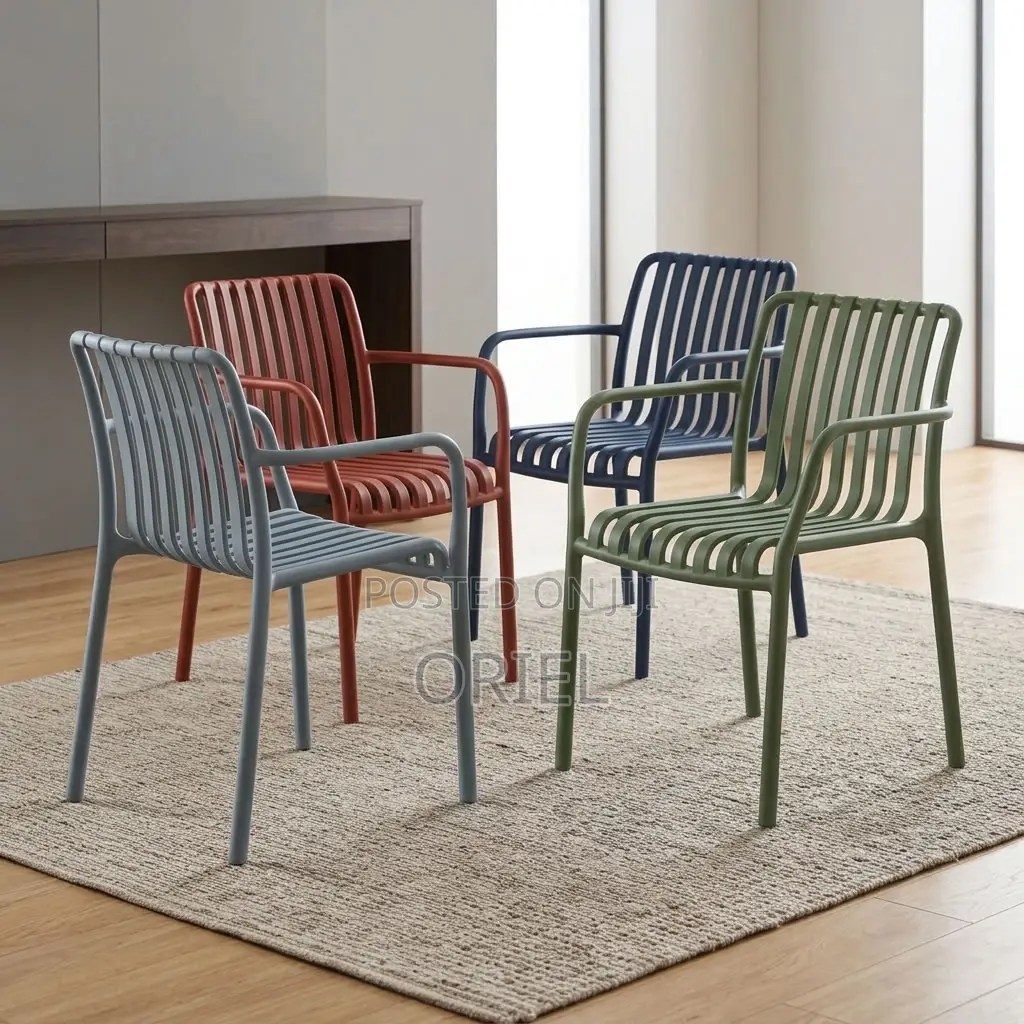 Plastic Chair : Stackable Outdoor Plastic Seat