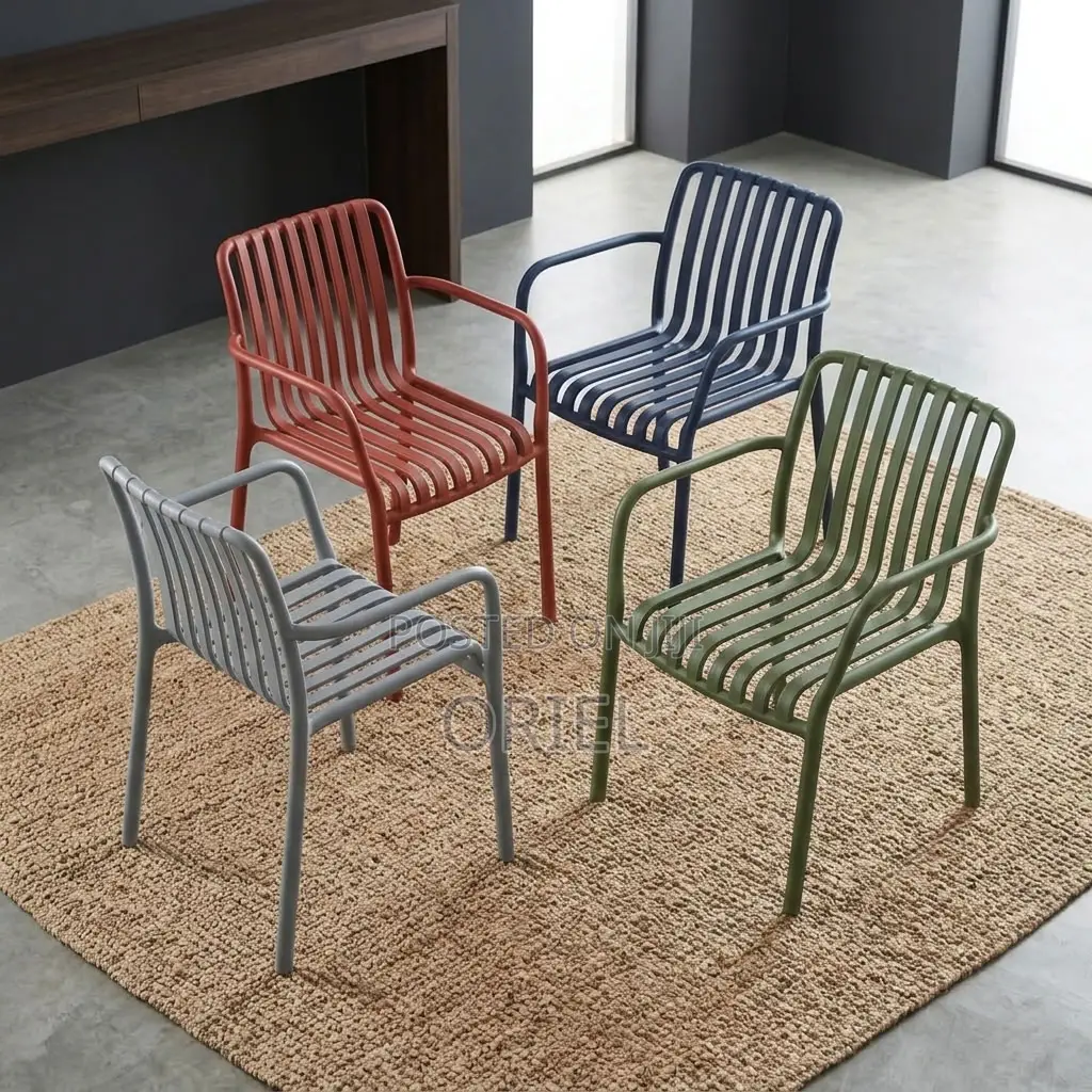 Plastic Chair : Stackable Outdoor Plastic Seat