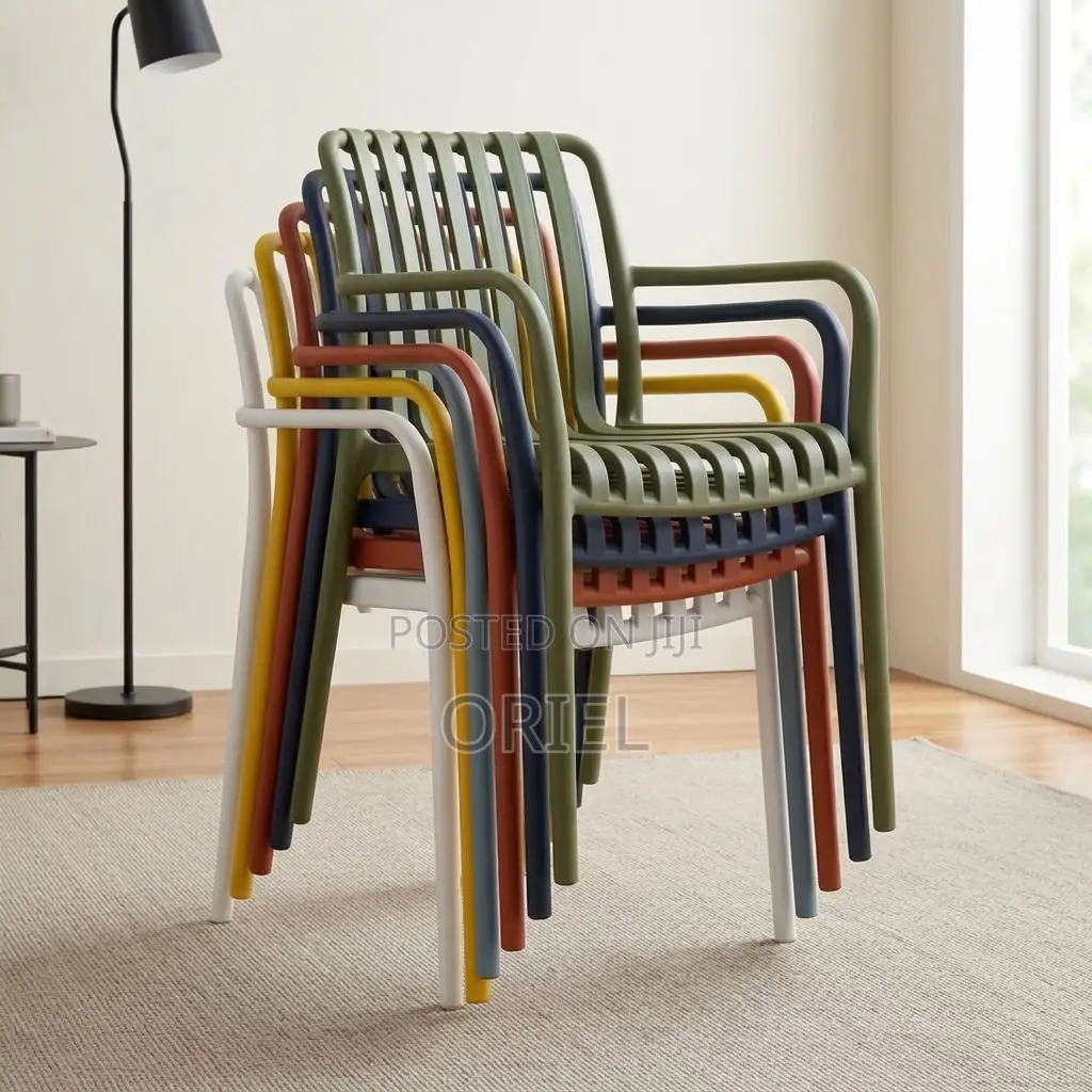 Plastic Chair : Stackable Outdoor Plastic Seat