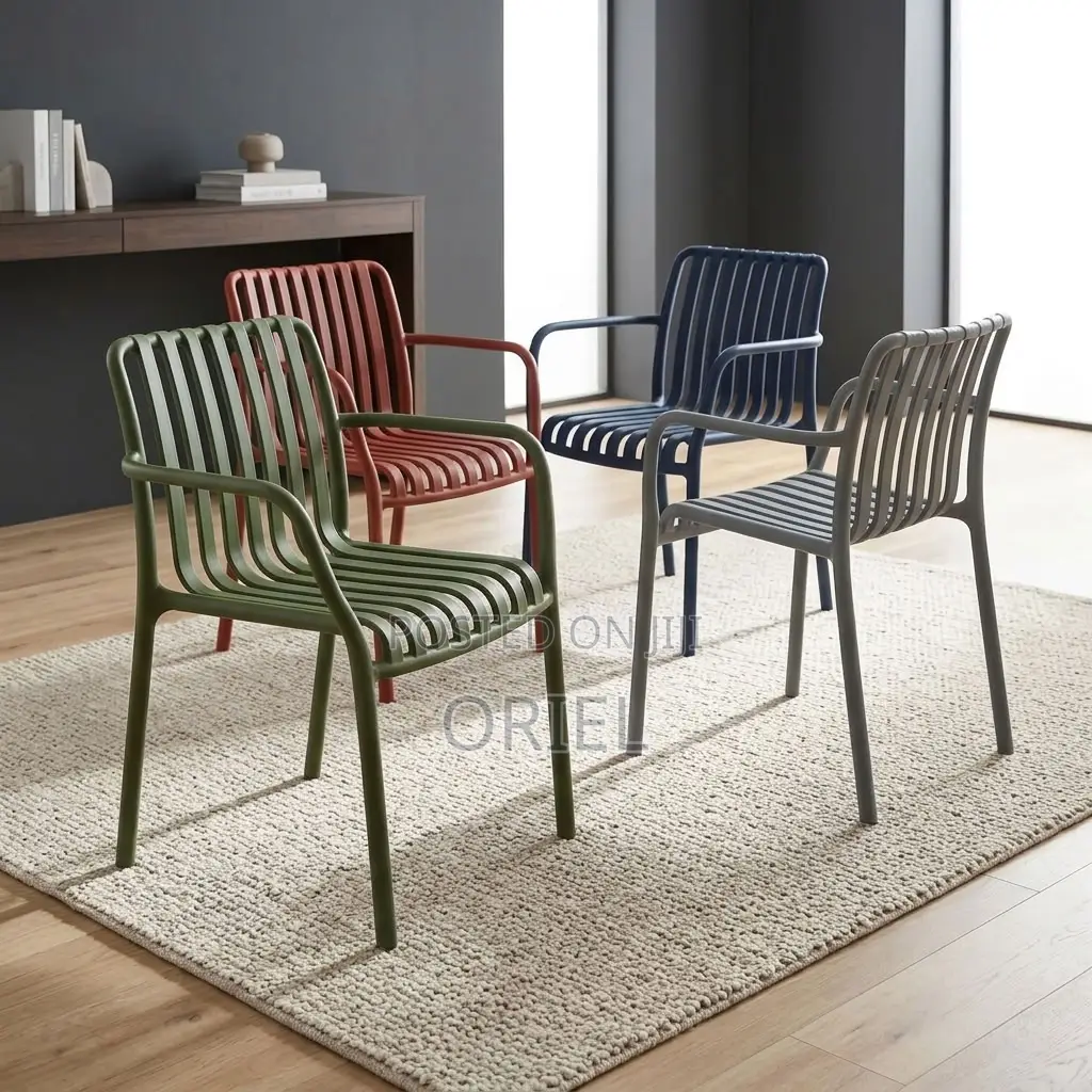 Plastic Chair : Stackable Outdoor Plastic Seat