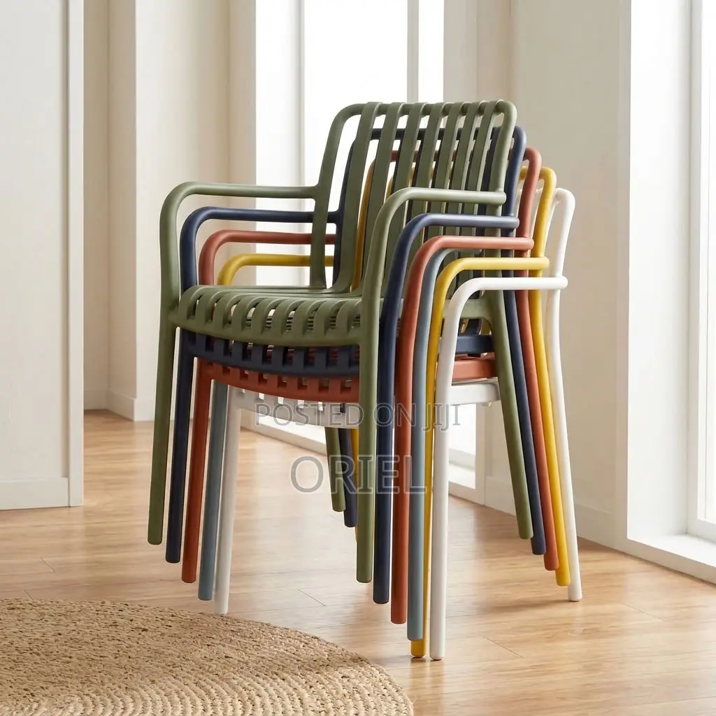 Plastic Chair : Stackable Outdoor Plastic Seat