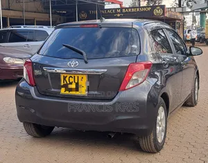 Toyota Vitz 2014 Gray