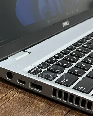 Laptop Dell G15 5511 8GB Intel Core i7 SSD 256GB