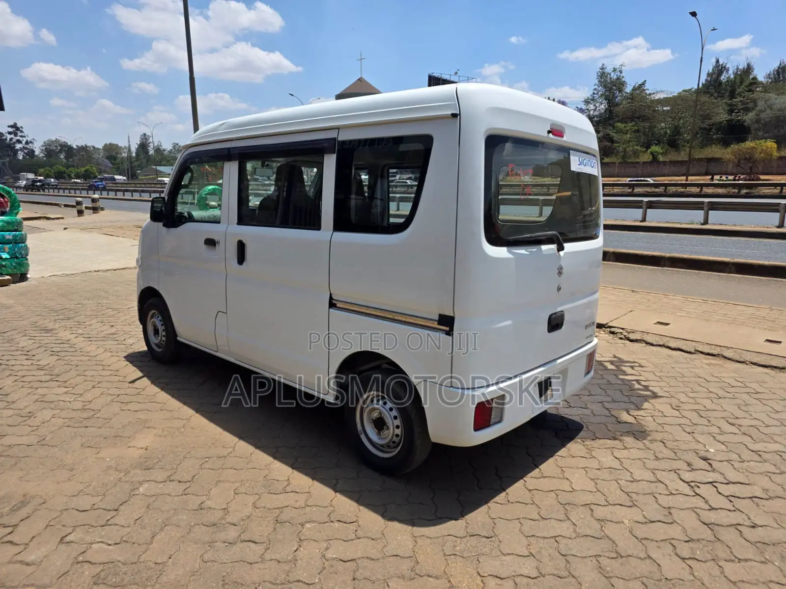 Suzuki Every Wagon 2019 White