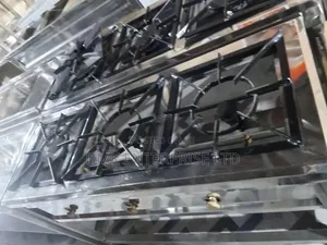 New Stainless Steel Commercial Gas Cooker With Cast Iron Burners.