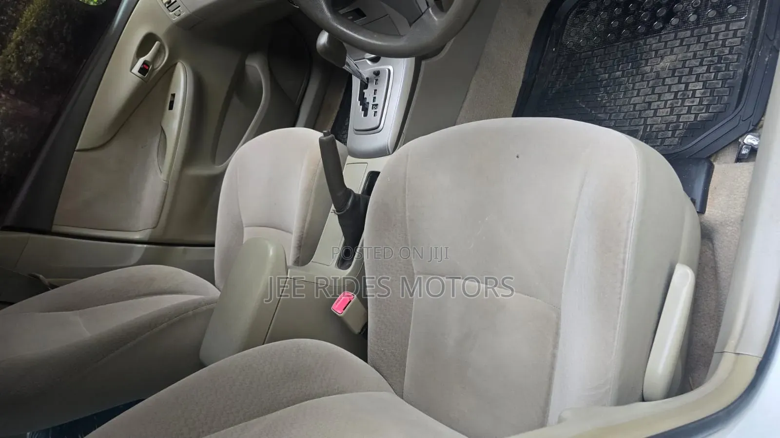 Toyota Axio 2011 Off white