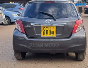 Toyota Vitz 2012