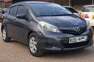 Toyota Vitz 2012