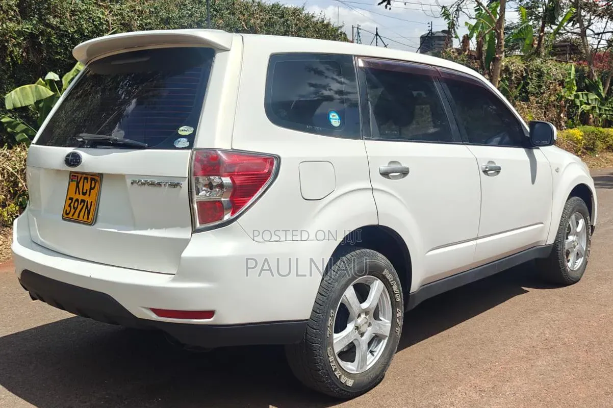 Subaru Forester 2011 White
