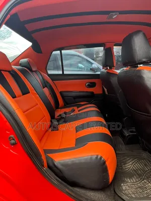 Nissan Tiida 2010 Orange