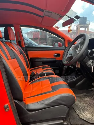 Nissan Tiida 2010 Orange