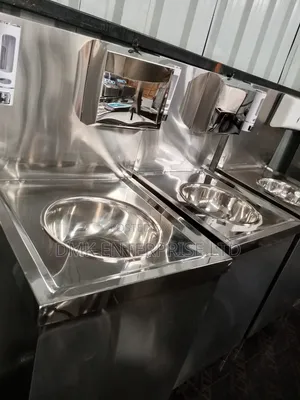 Stainless Steel Hand Wash Stations / Sinks