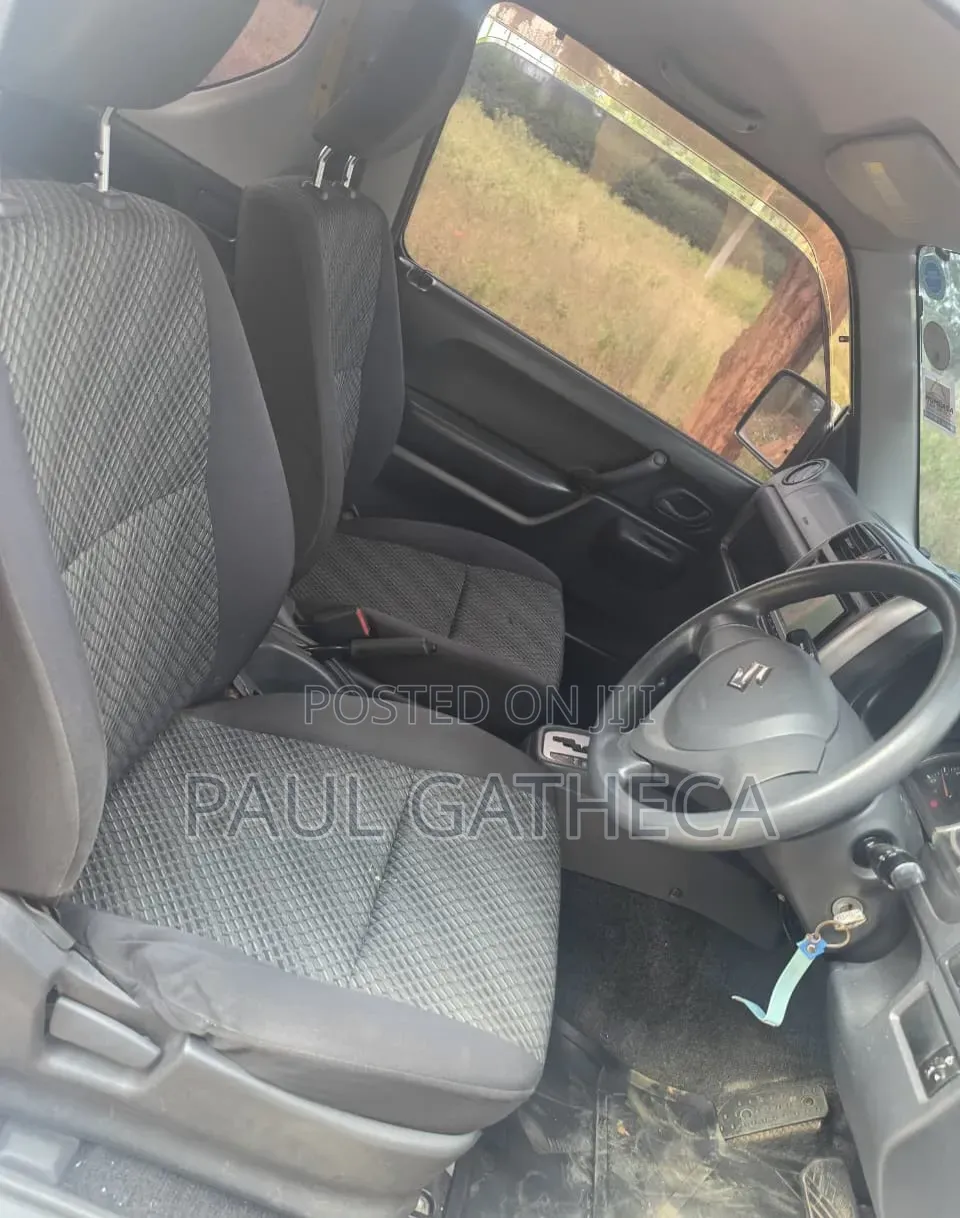 Suzuki Jimny 2017 Silver