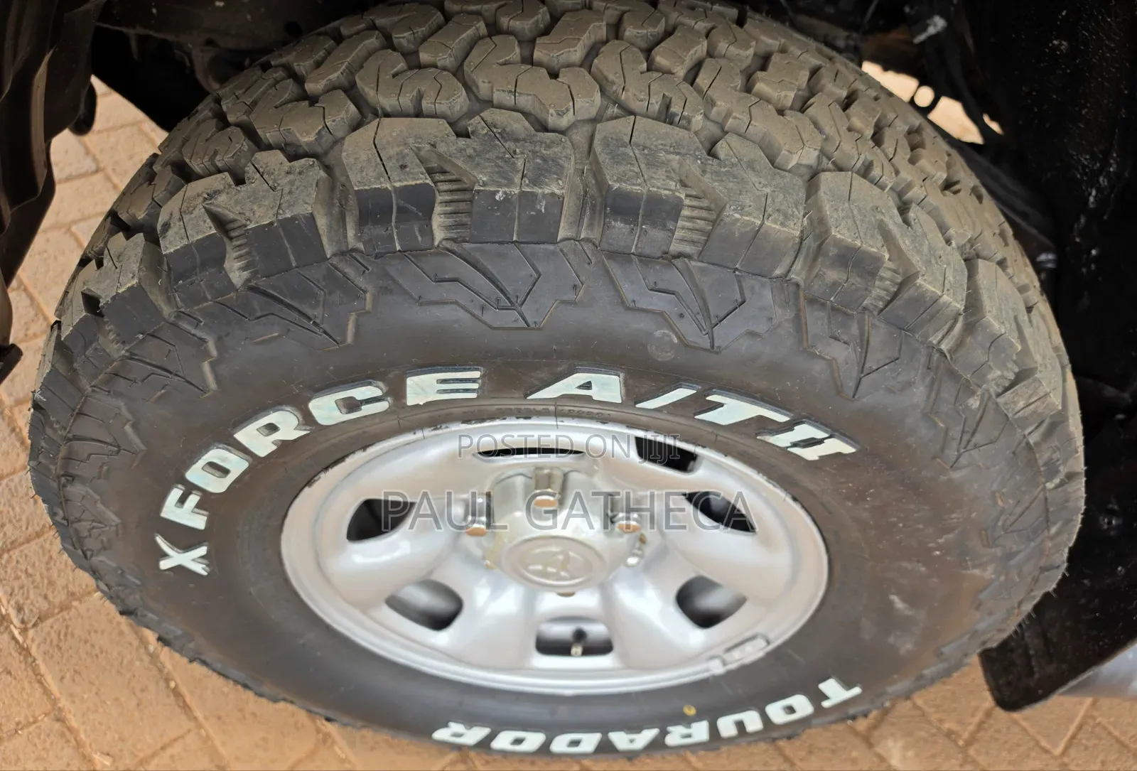 Toyota Hilux 2012 Gray