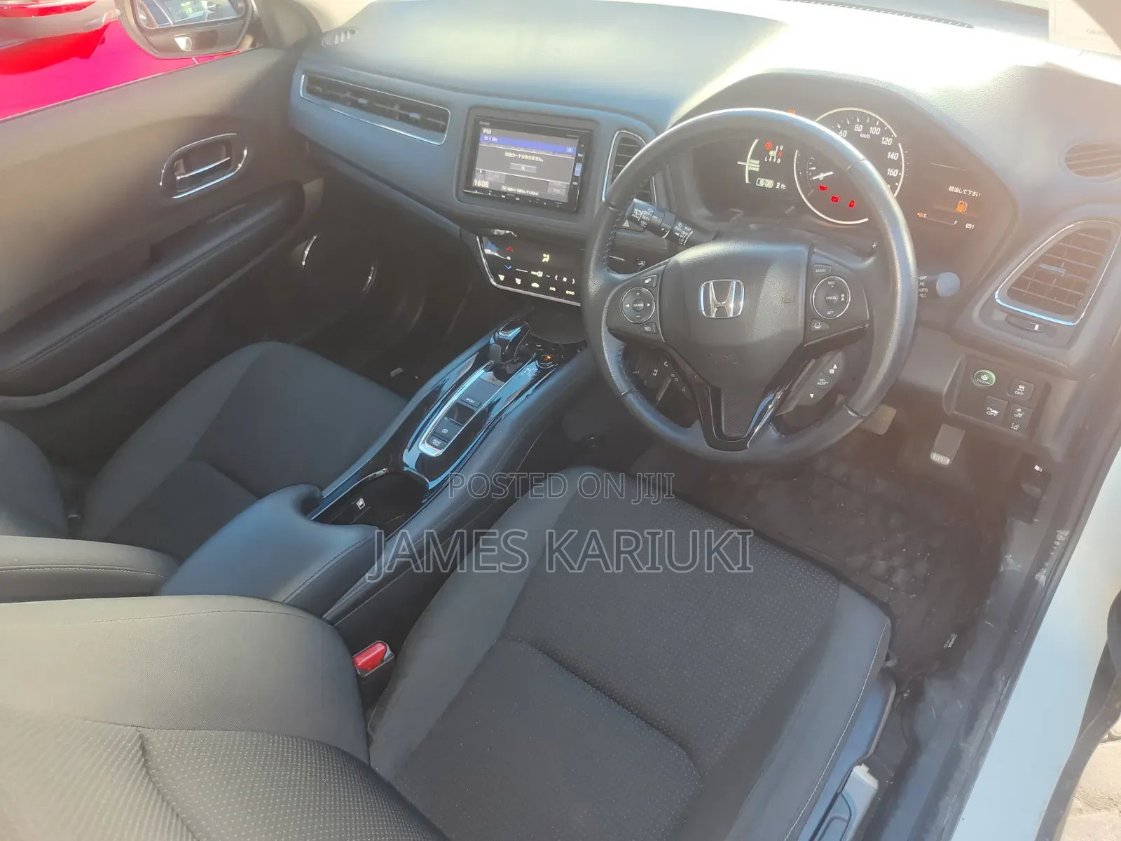 Honda Vezel 2019 White