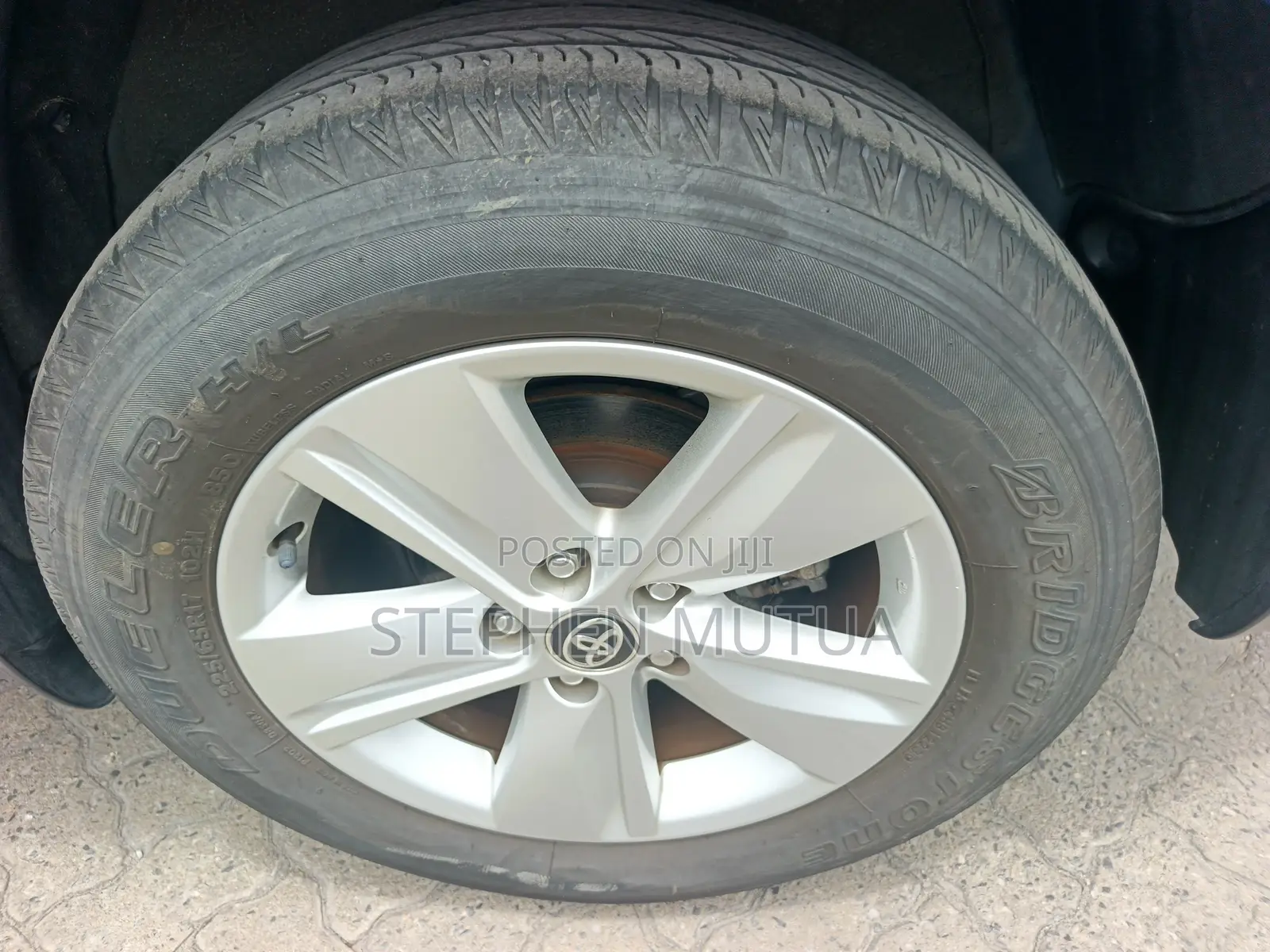 Toyota Harrier 2.0 2019 Blue