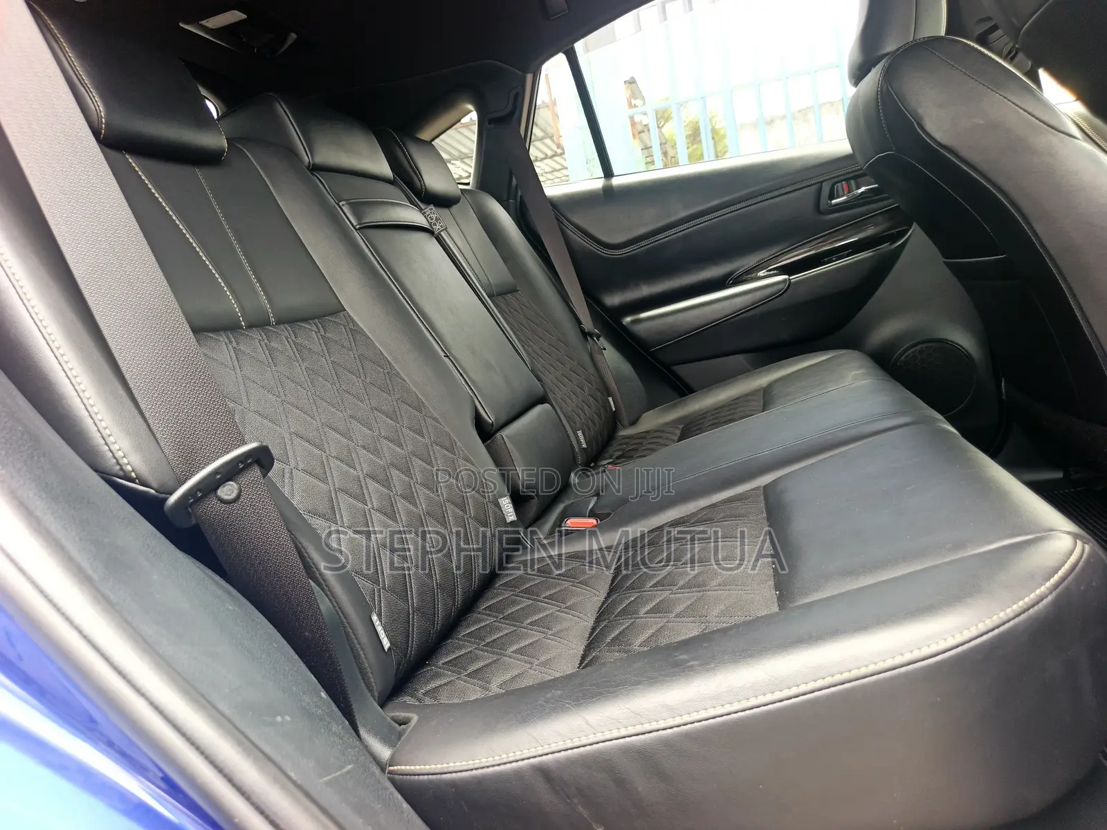 Toyota Harrier 2.0 2019 Blue