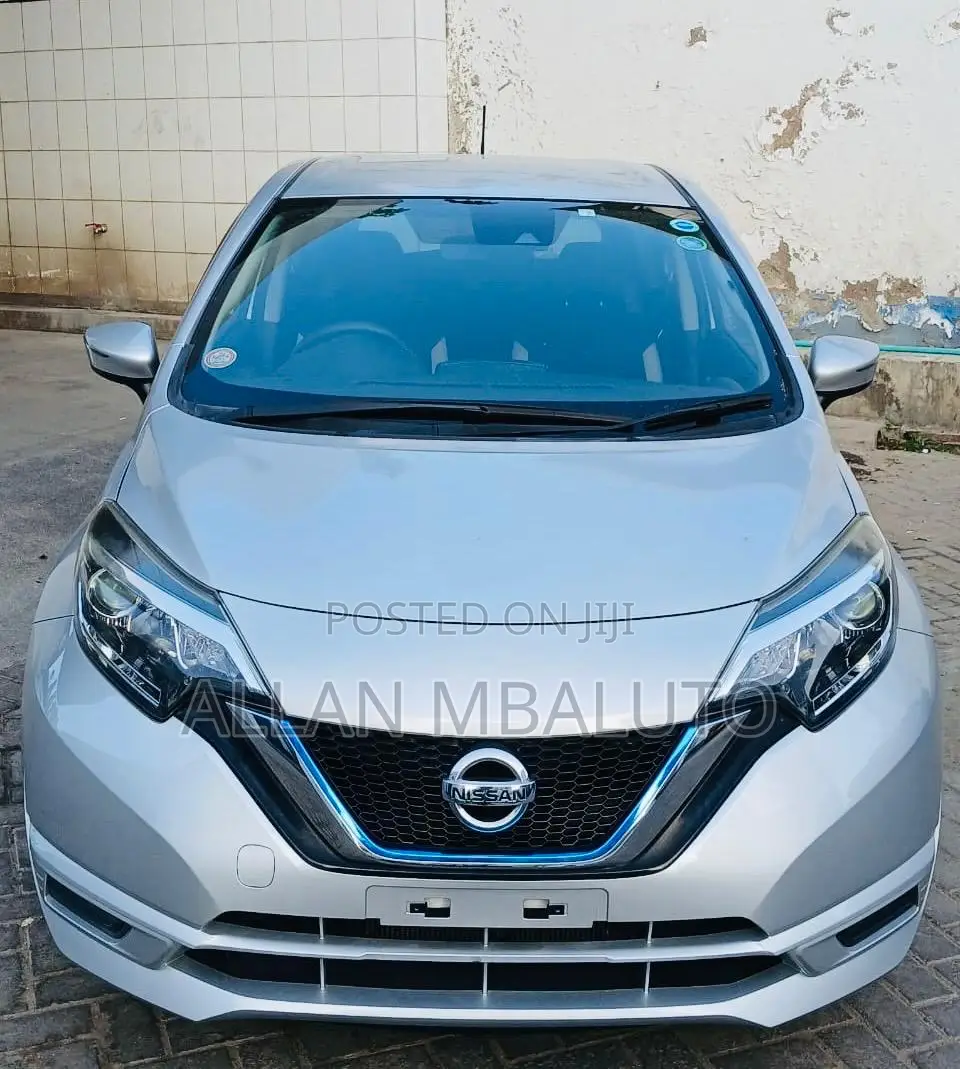 Nissan Note 2019 Silver