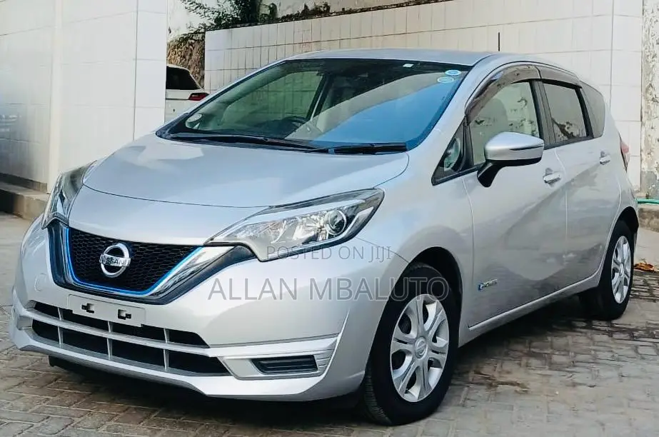 Nissan Note 2019 Silver