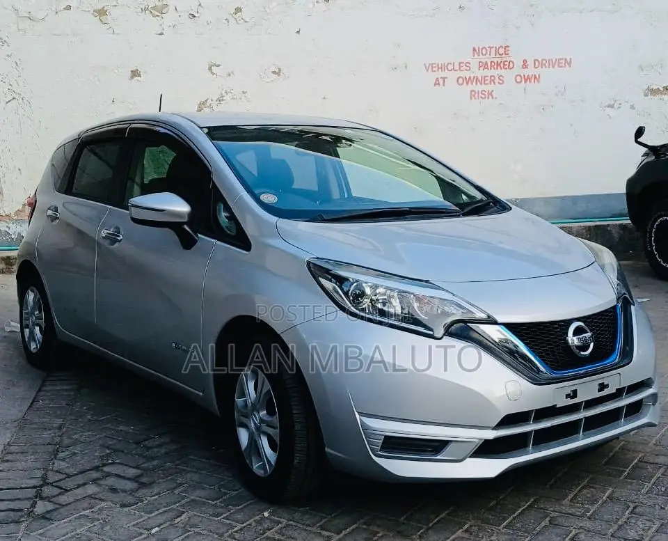 Nissan Note 2019 Silver