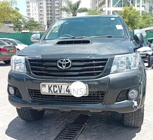 Toyota Hilux 3.0 D-4D 4x4 2012 Black