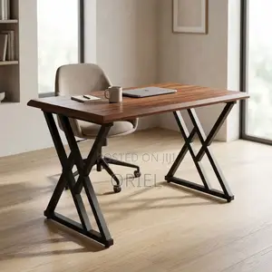 Office Desk : Generic 120CM Desk