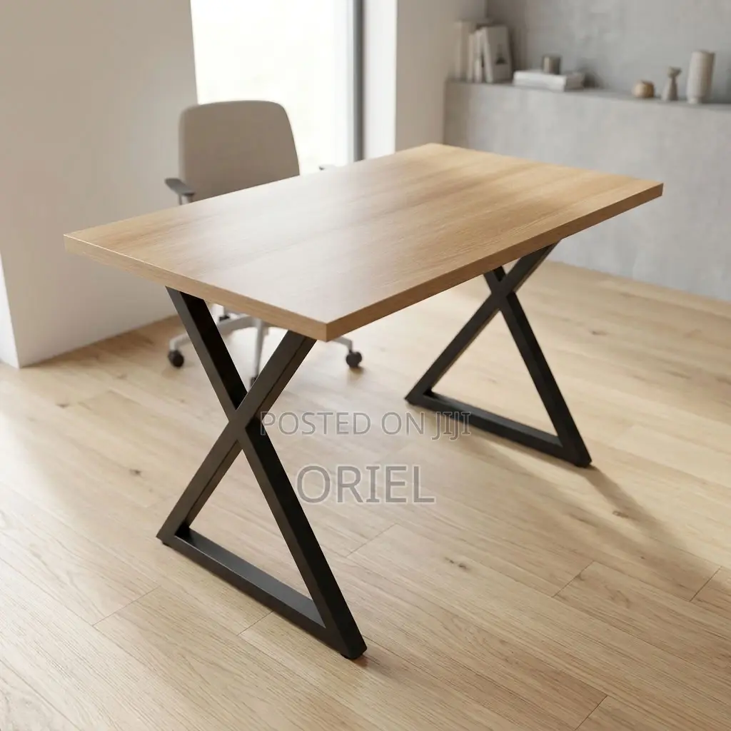 Office Desk : Generic 120CM Desk