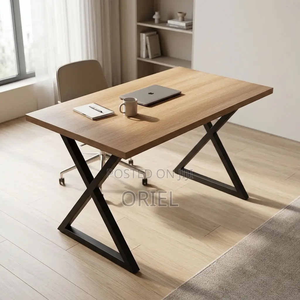 Office Desk : Generic 120CM Desk