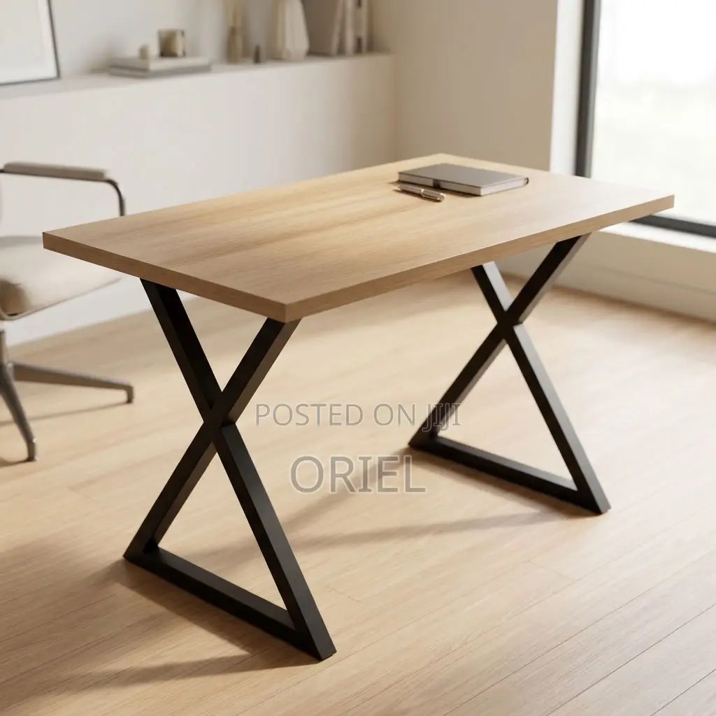 Office Desk : Generic 120CM Desk