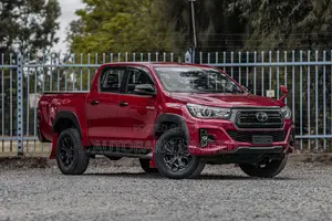 Toyota Hilux 2.4 Diesel 2020 Red