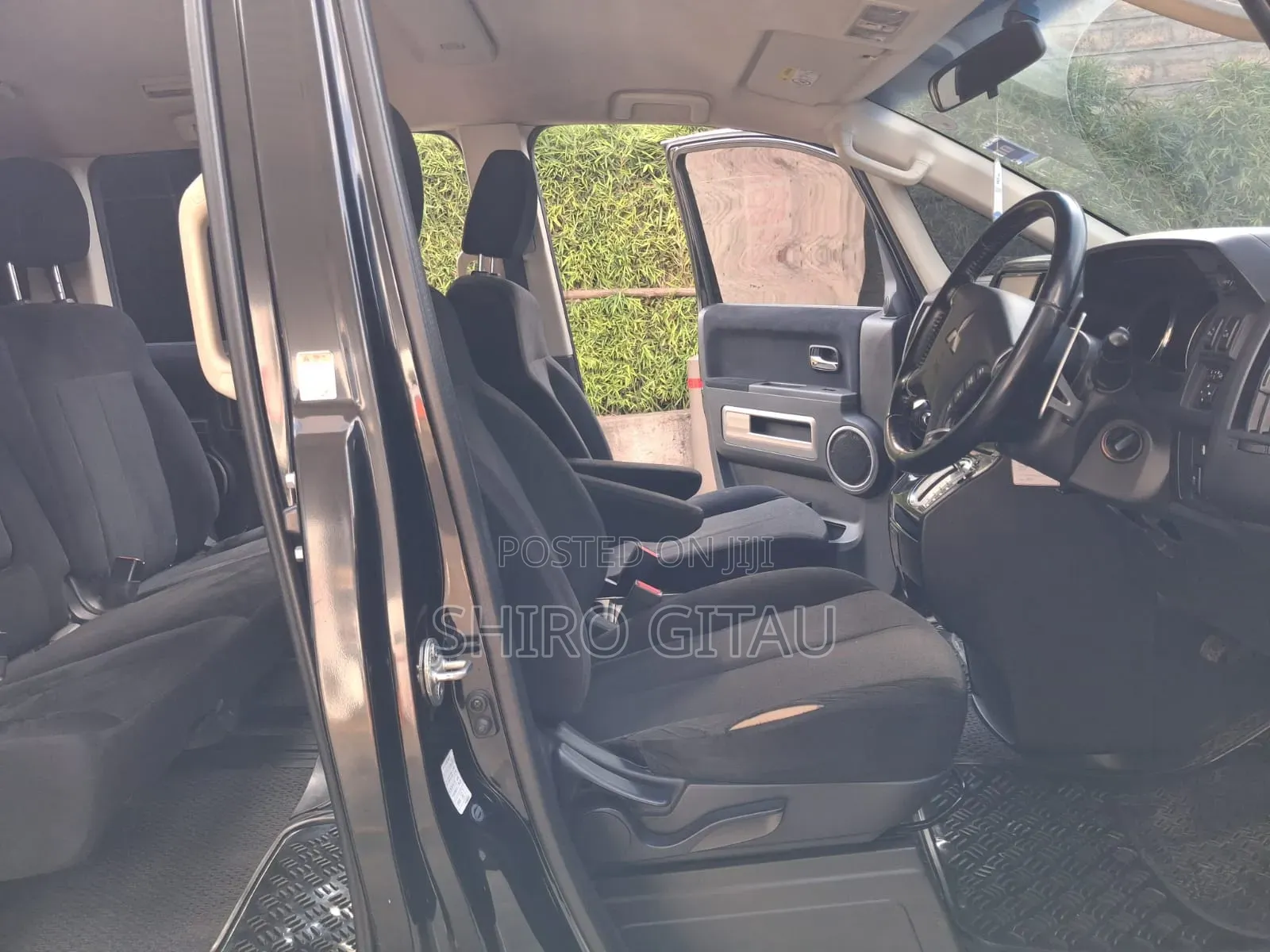 Mitsubishi Delica 2017 Black