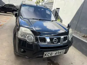 Nissan X-Trail 2.0 Petrol XE 2012 Black