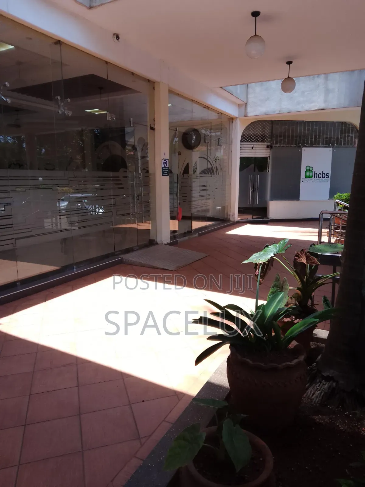 Office/Showroom