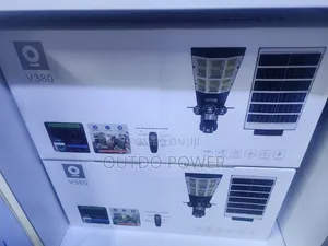 Tripple Lens Solar CCTV With Street Light