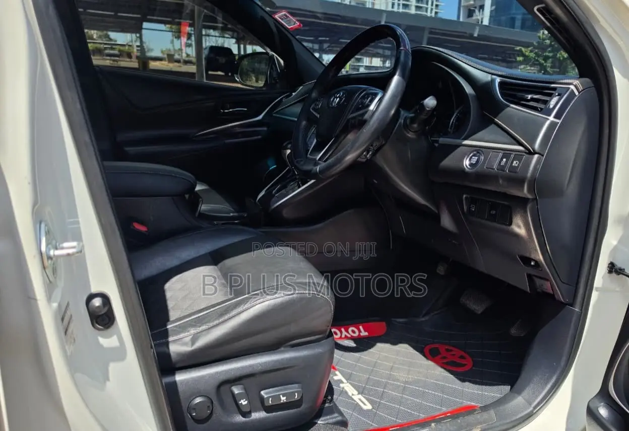 Toyota Harrier 2014 White