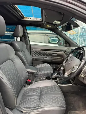 Mitsubishi Outlander 2020 Black