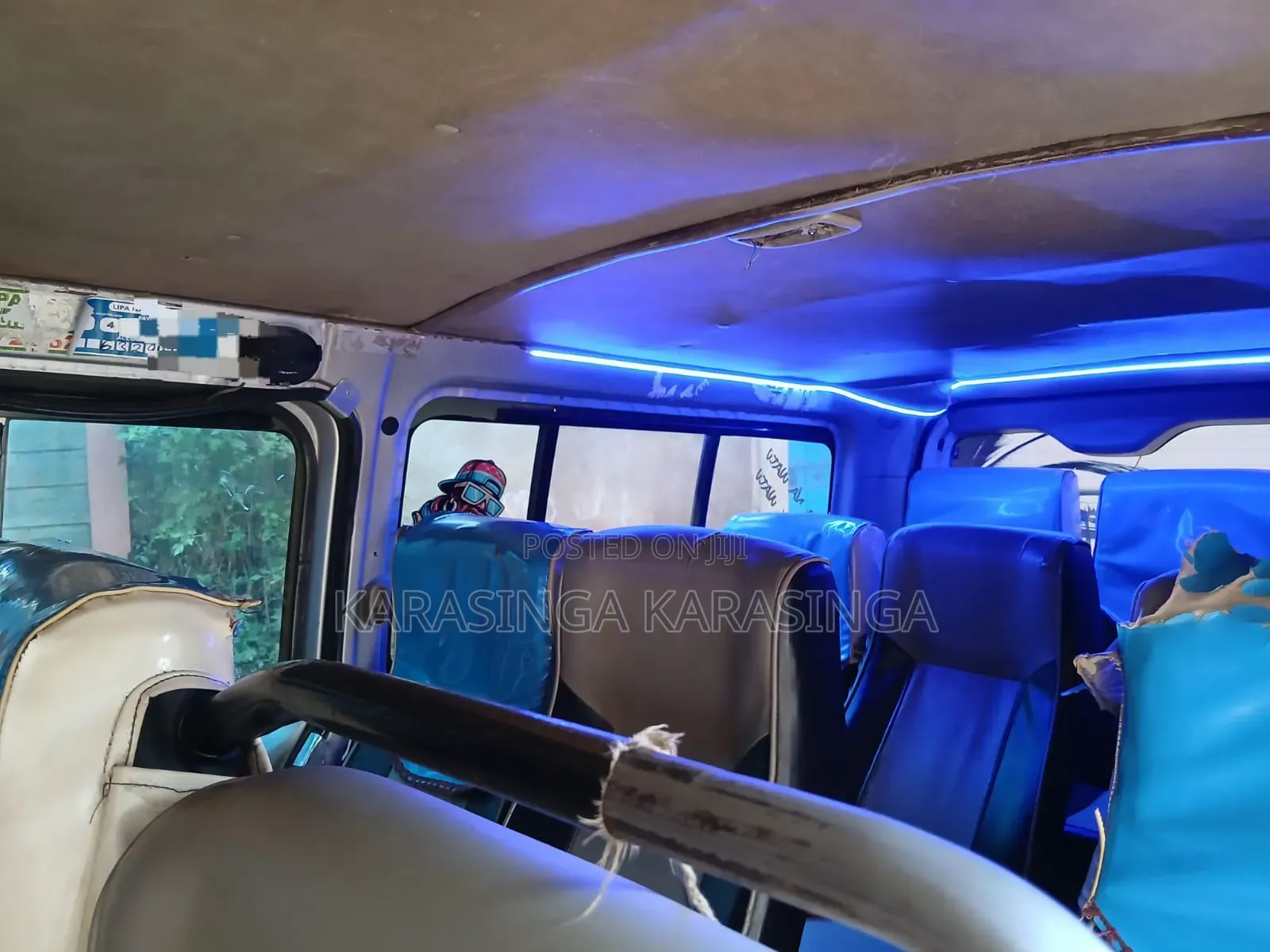 Toyota HiAce 2012 Silver