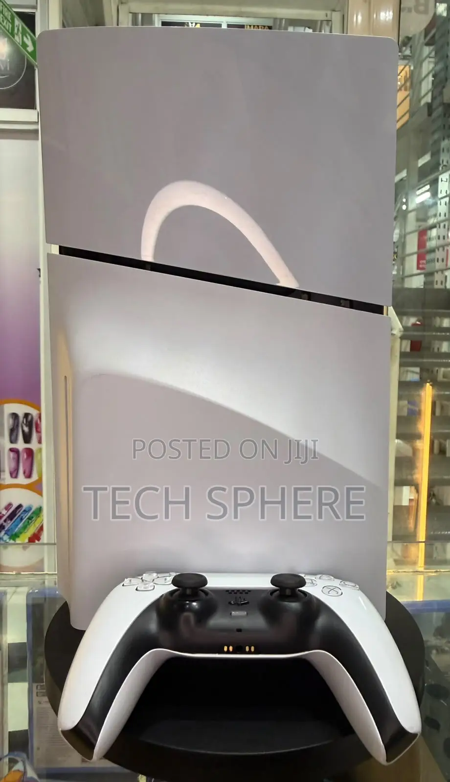 Slightly Used PS5 Slim Disk Plus One Pad