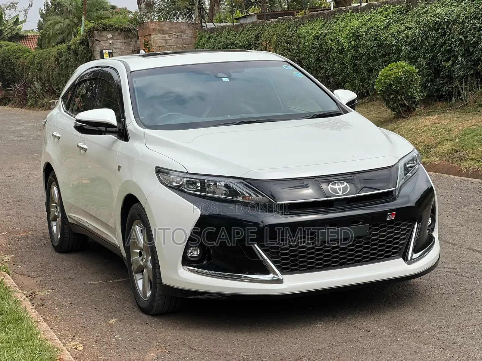 Toyota Harrier 2019 White