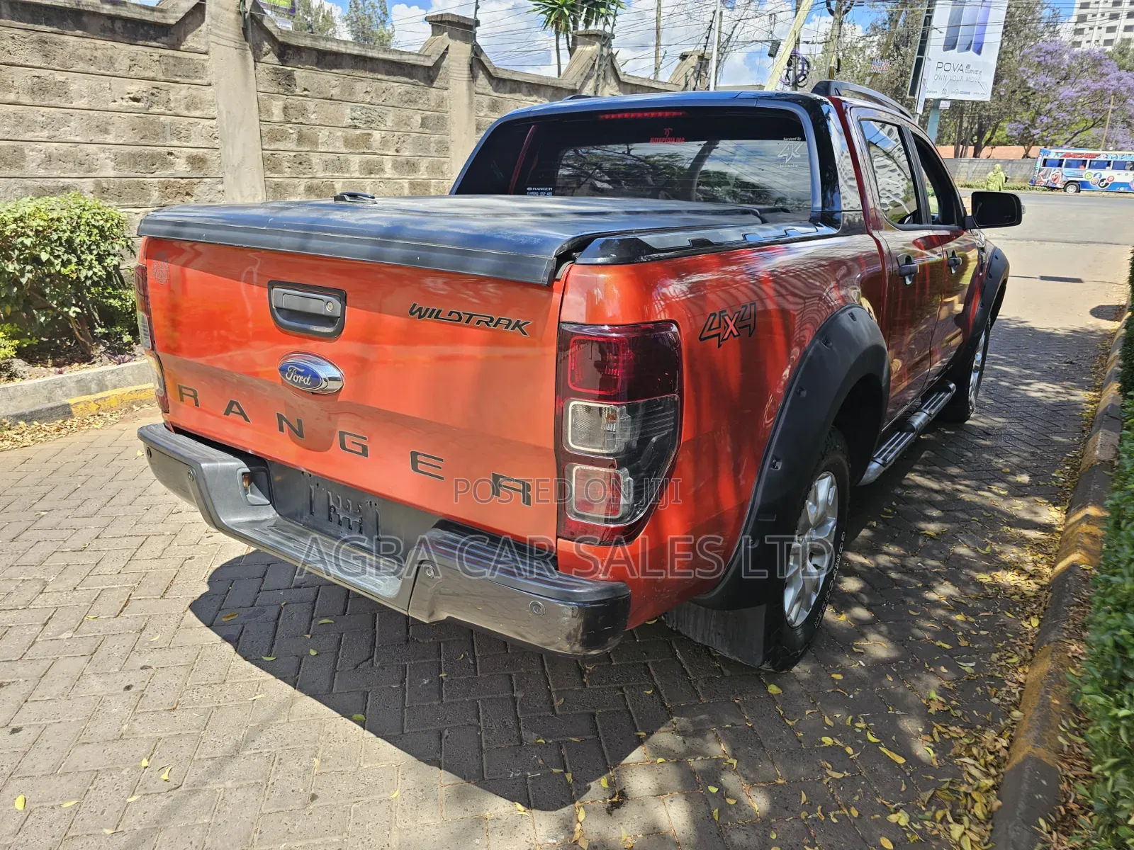 Ford Ranger 2015 Orange