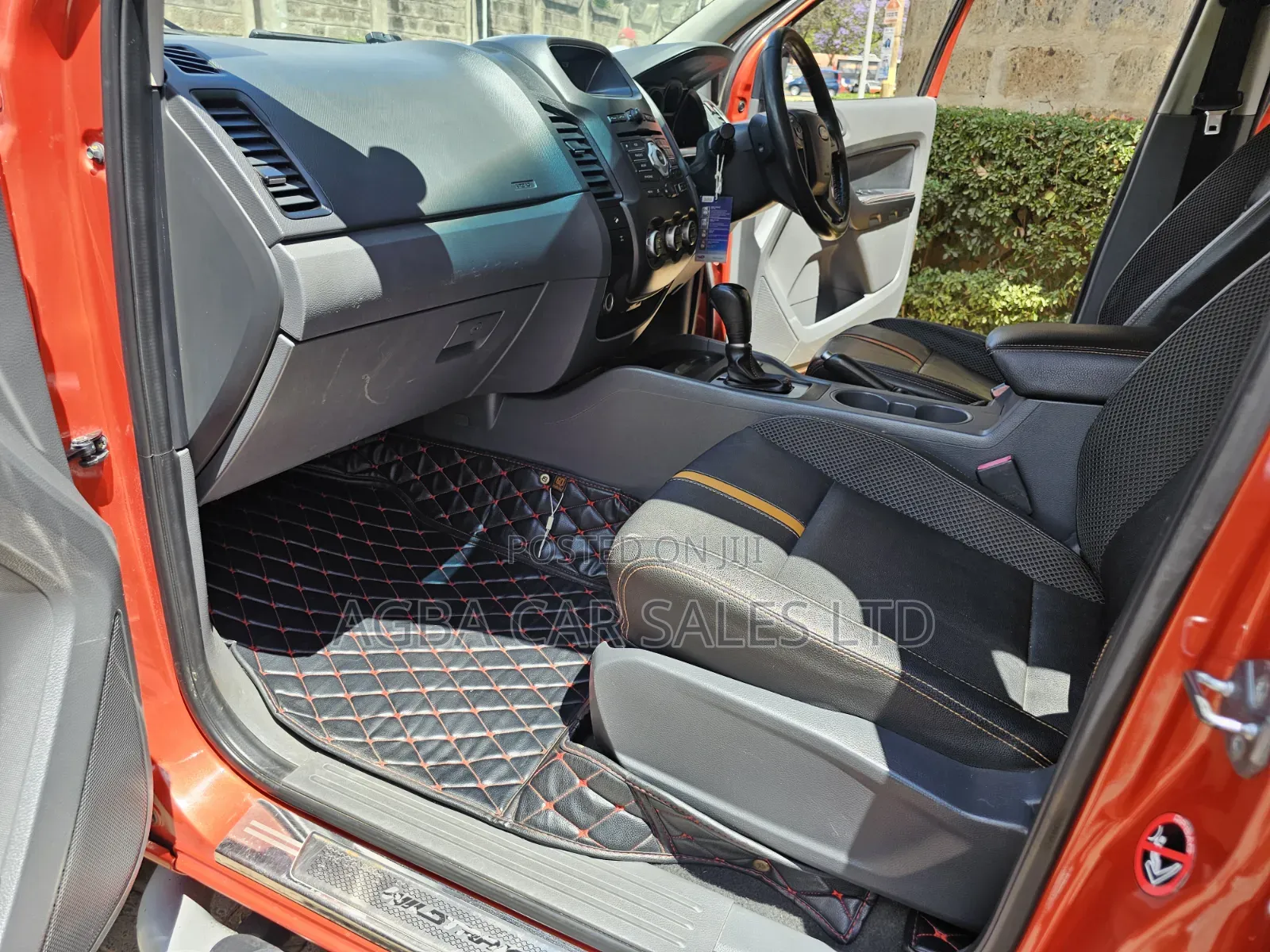 Ford Ranger 2015 Orange