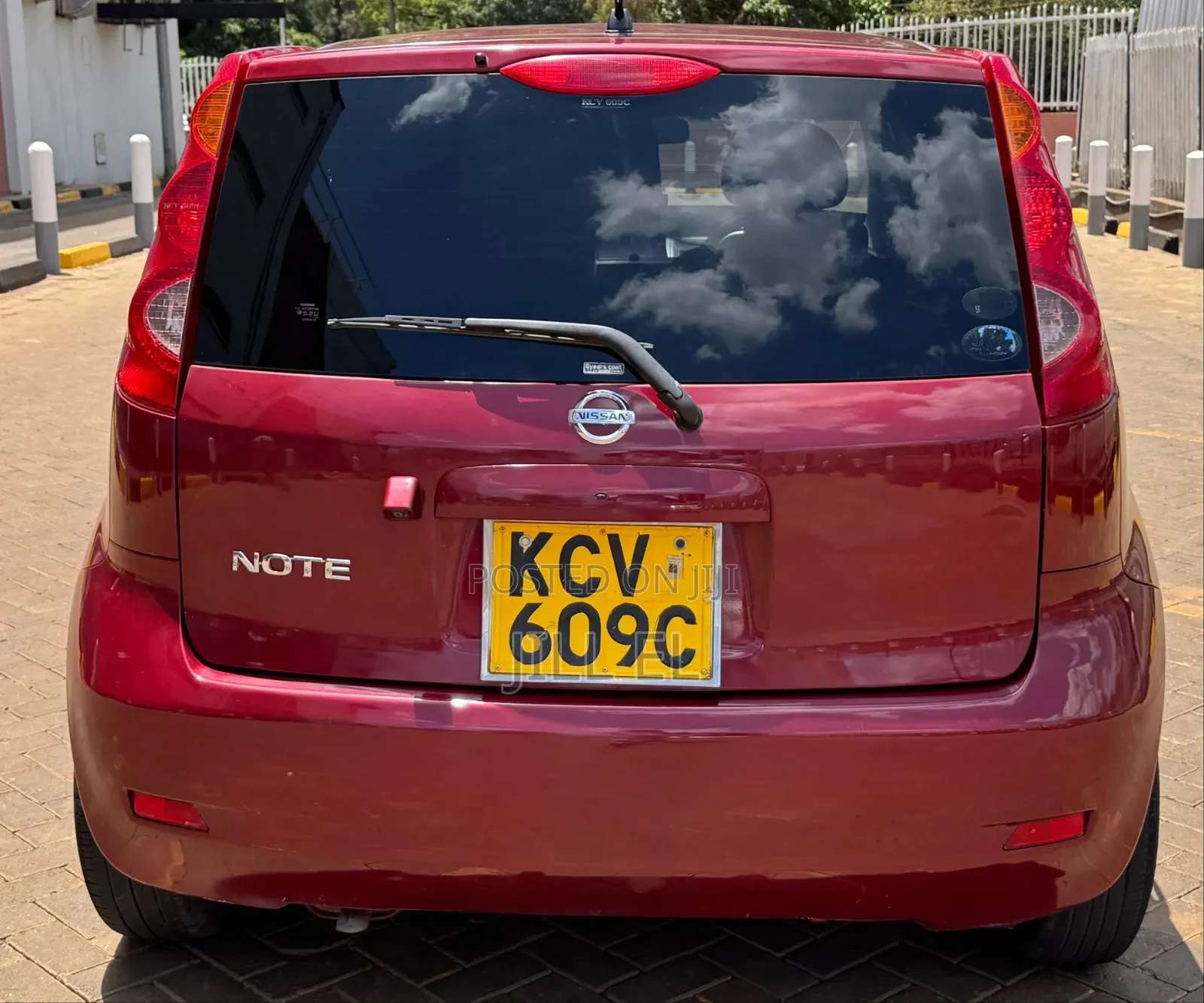Nissan Note 2012 Red