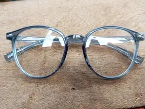 Sunglasses/Shades