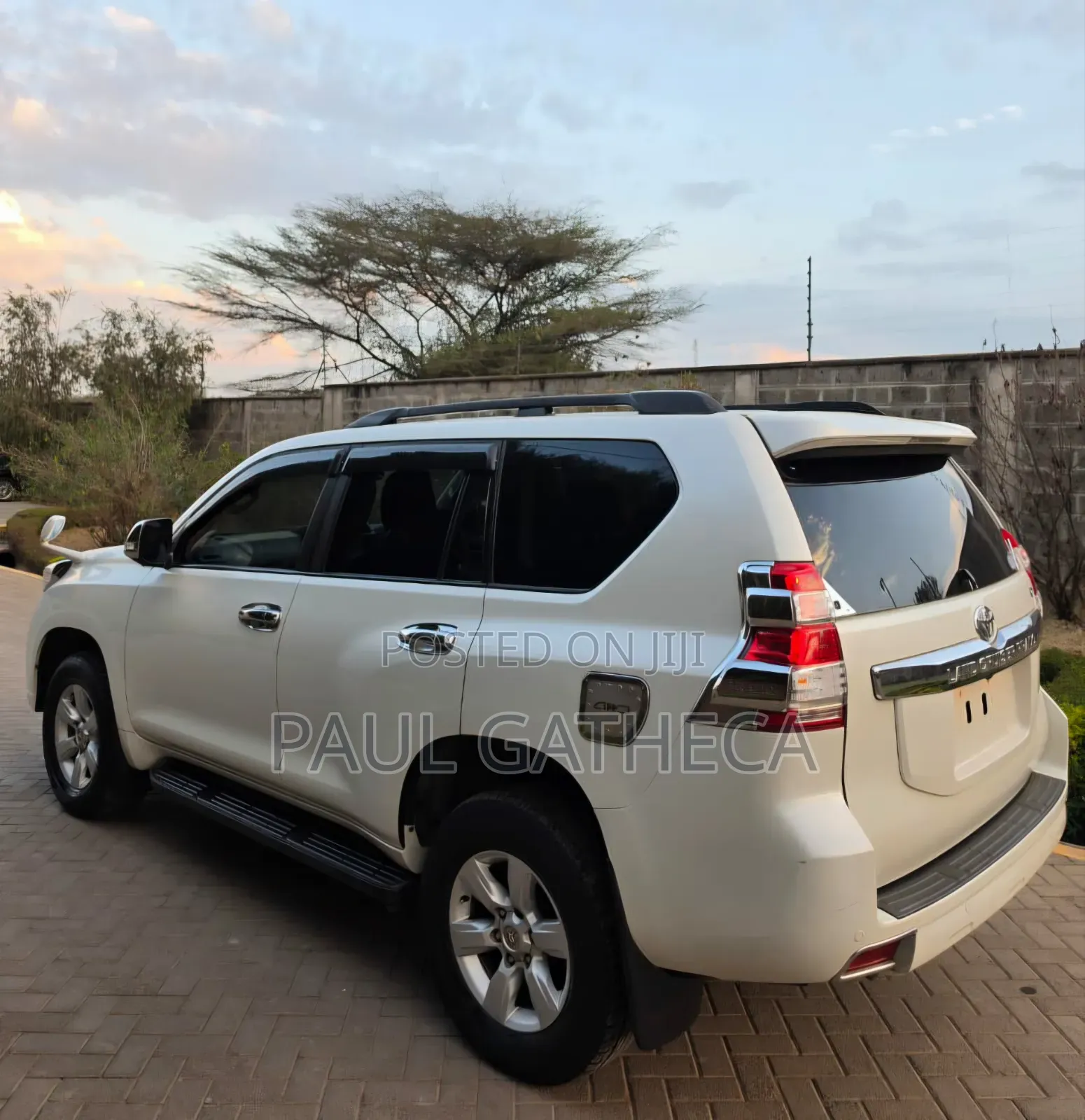 Toyota Land Cruiser Prado 2016 White