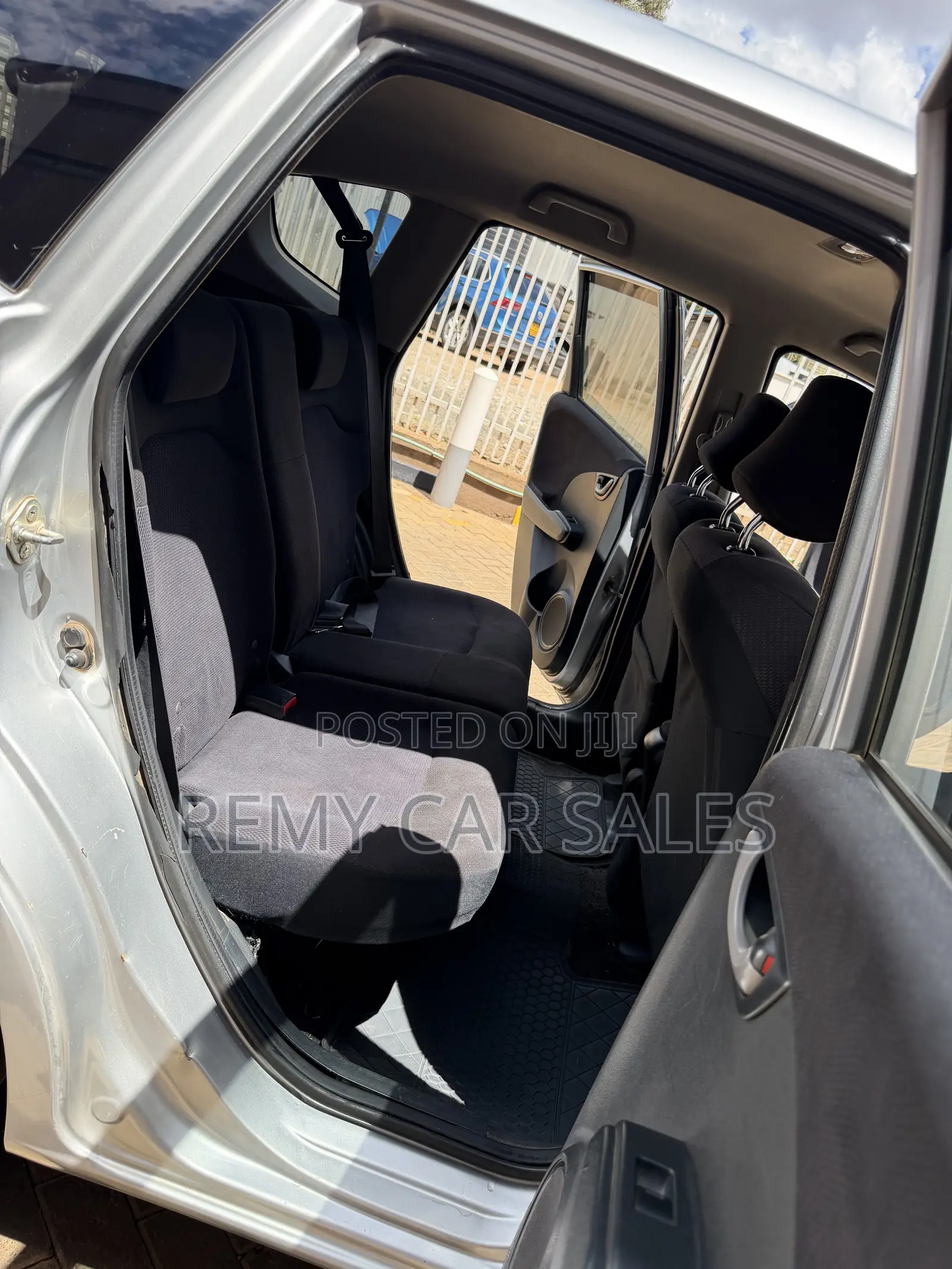 Honda Fit 2012 Silver
