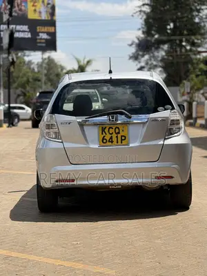 Honda Fit 2012 Silver